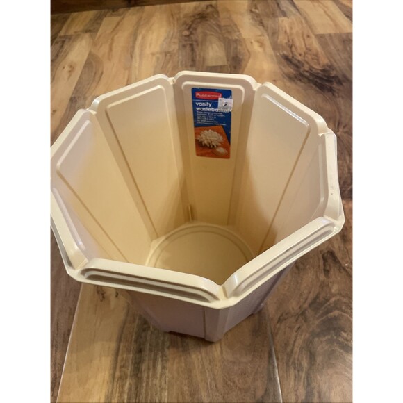 Vintage Rubbermaid Trash Can Waste Basket Almond Cream Tan Basket Weave 2945 - Picture 2 of 9